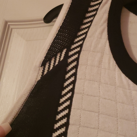 Curio New York Dress - Picture 6 of 8